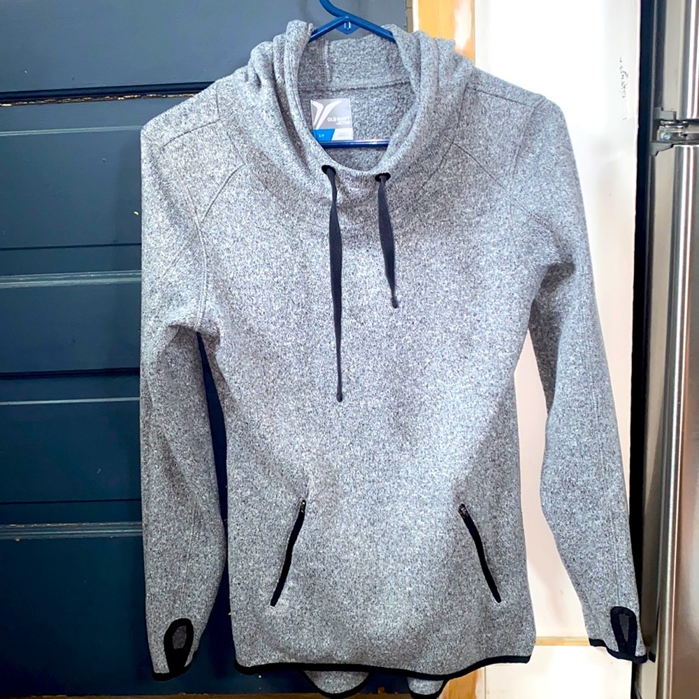 Old Navy active wear sweatshirt